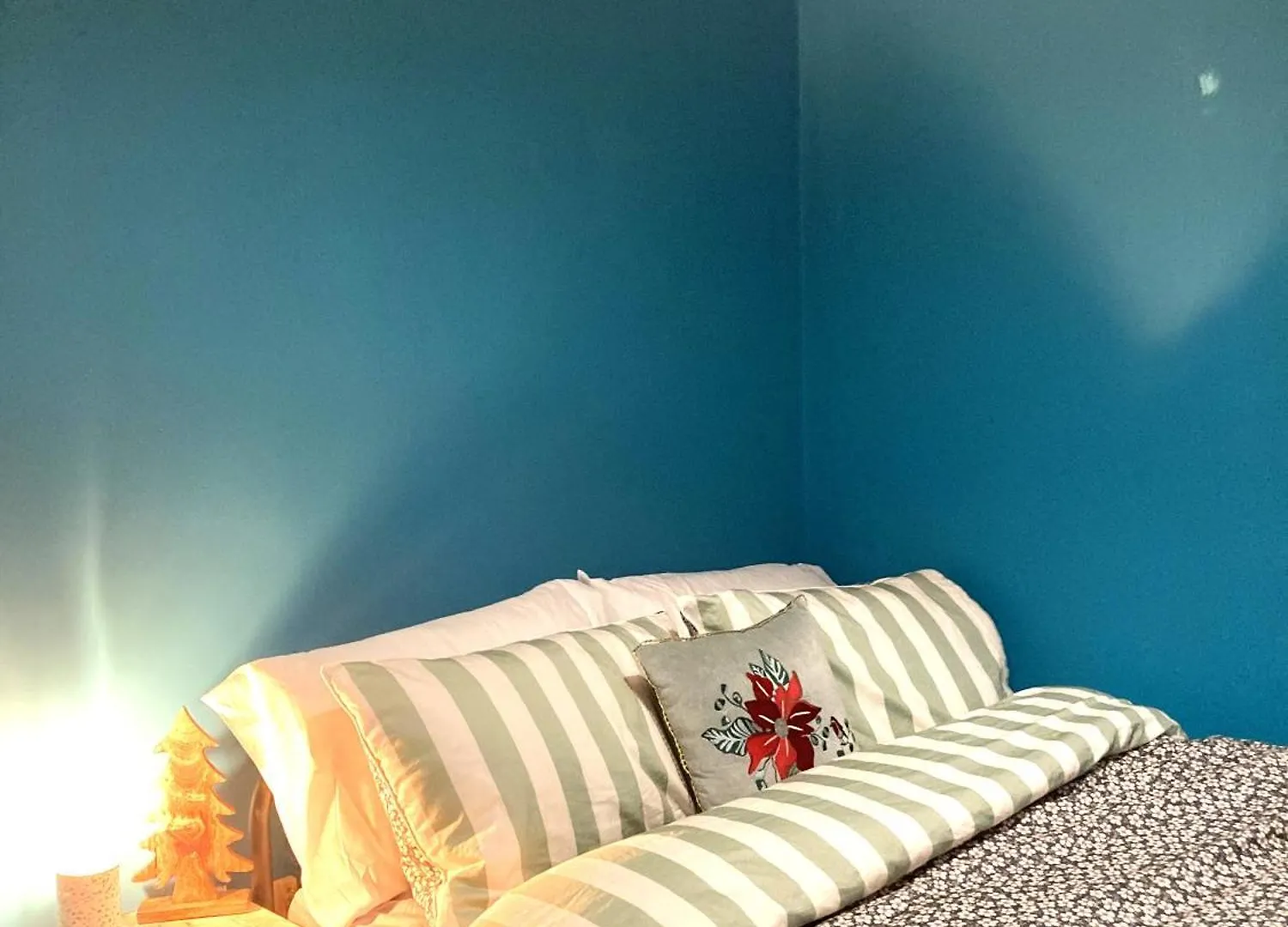 2-Bed Apartment In Belfast Near City Centre